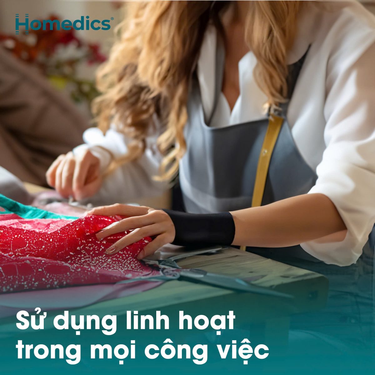 Bao massage cổ tay giảm đau nóng lạnh HoMedics SR-GHN800J
