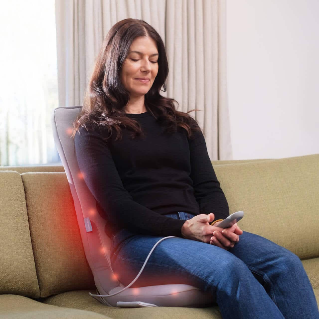 Nguyên nhân gây đau thắt lưng ở dân văn phòng 9 Công nghệ nhiệt hồng ngoại trên đệm massage lưng HoMedics
